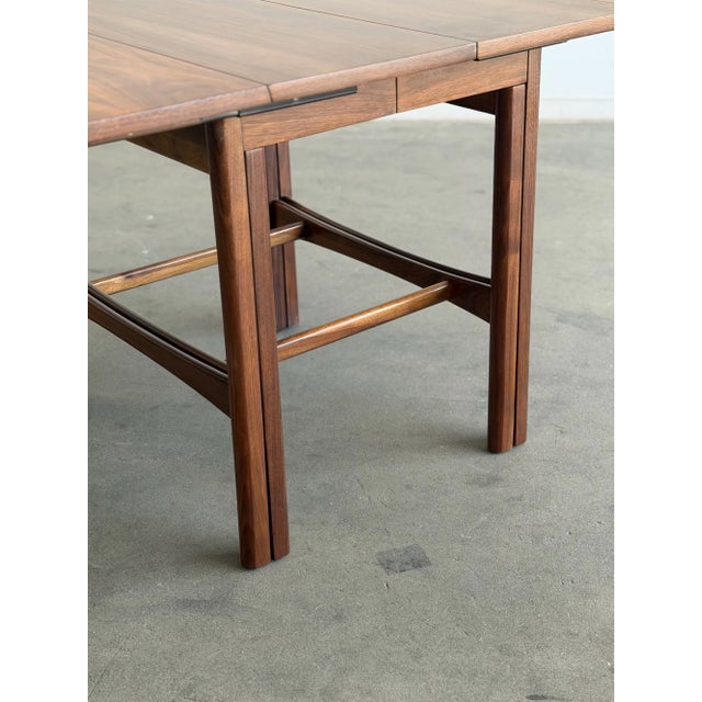 1960s Walnut Drop Leaf Dining Table by American of Martinsville, Attributed For Sale - Image 18 of 18