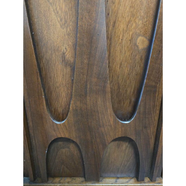 Mid-Century Modern 2 Piece Walnut Hutch by Broyhill Brasilia For Sale - Image 10 of 11