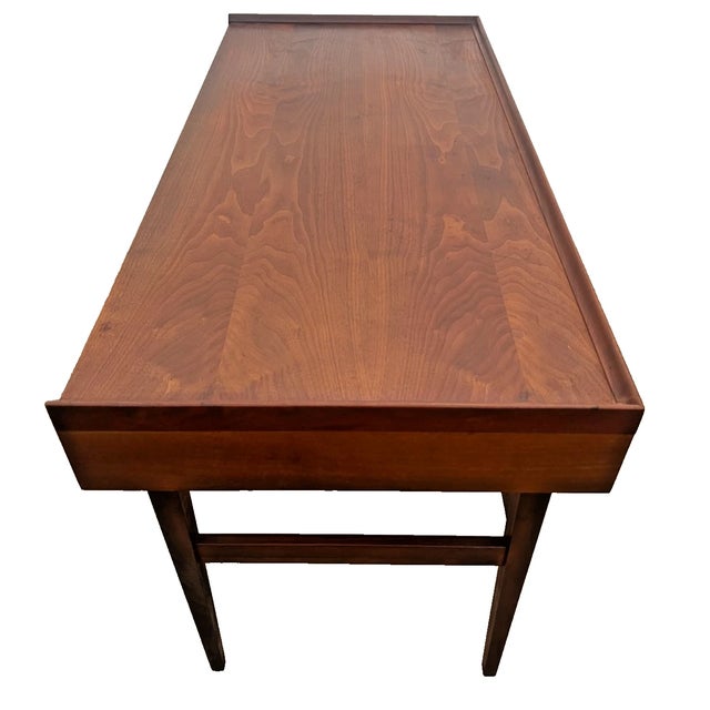 Rare Mid-Century Modern Walnut Desk by Merton Gershun for Dillingham "Esprit" For Sale In Palm Springs - Image 6 of 15