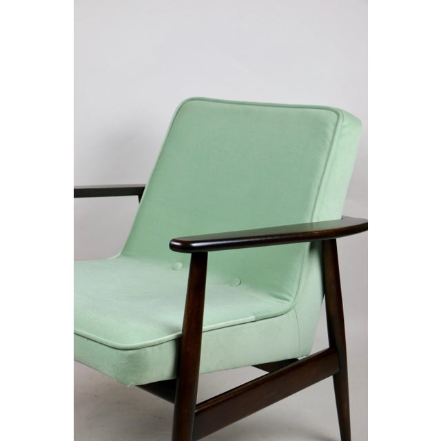 Mid-Century Modern Light Green GFM63 Lounge Chair by J. Kedziorek, 1970s For Sale - Image 3 of 12