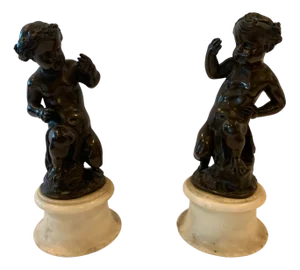 Bronze Putti with Brown Patina on a White Marble Base, 20th Century, Set of 2