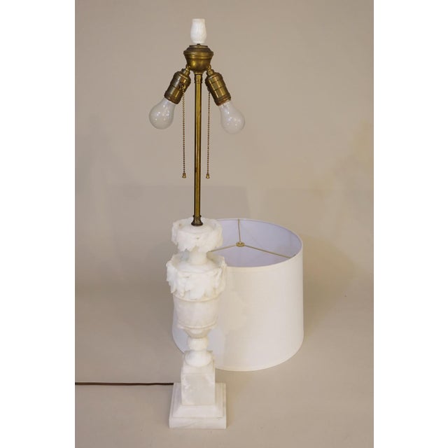 1930s XL Neoclassical Carved Urn Grapes Leaves Alabaster Marble Brass Table Lamp Italy For Sale - Image 12 of 13