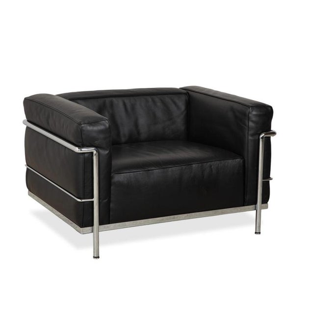 Modern LC 3 Armchairs in Black Leather by Le Corbusier for Cassina, Set of 2 For Sale - Image 3 of 16