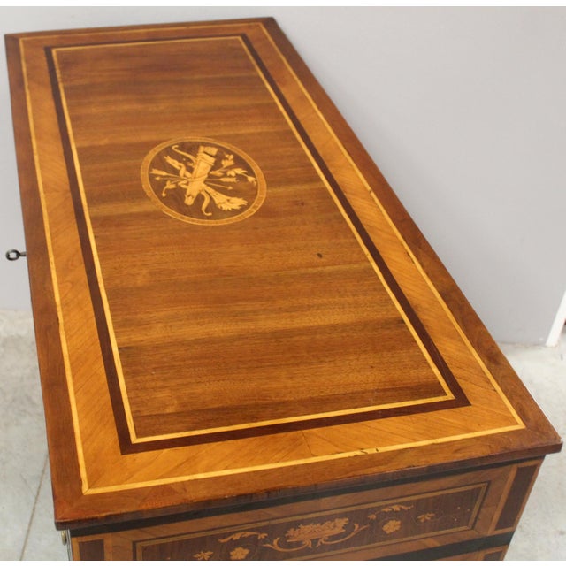 Antique Italian Louis XVI Chest of Drawers in Walnut, 1700s For Sale - Image 9 of 16