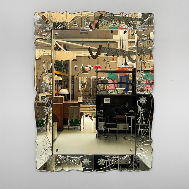 Italian Art Deco mirror by Luigi Brusotti for La Permanente Mobili, 1940s Rectangular wall mirror with acid etchings in...