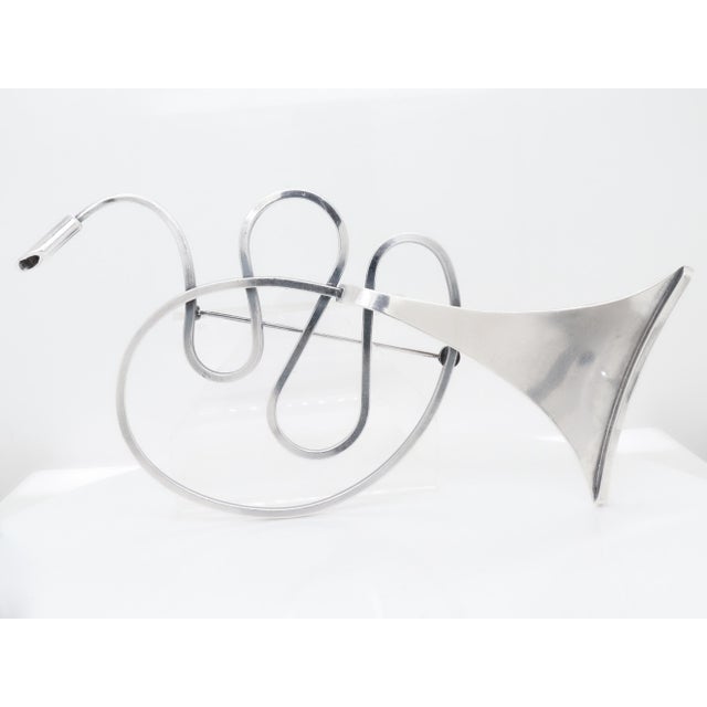 Metal Vintage Mid-Century Modernist Paul Lobel Sterling Silver Abstract Trumpet Brooch For Sale - Image 7 of 14