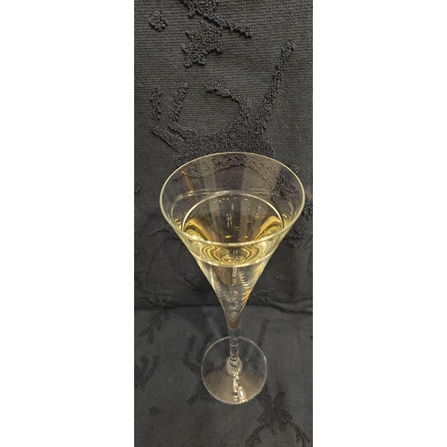 Elegant crystal champagne flutes from the popular Callaway collection. These glasses have a beautiful cut design that...