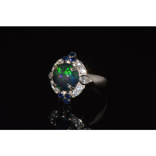Mid-Century Modern Certified Natural 4.18cts vs F Diamond Opal Sapphire 18k Solid Gold Cocktail Ring, Size 6.75 For Sale - Image 3 of 11