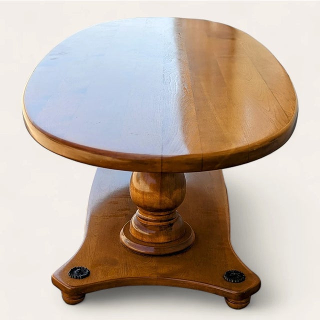 1970s Vintage Mid-Century Maple "Surfboard" Pedestal Coffee Table, 1970s For Sale - Image 5 of 9