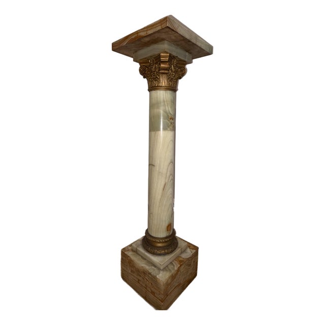 Neoclassical Green Onyx Pedestal With Rotating Top For Sale