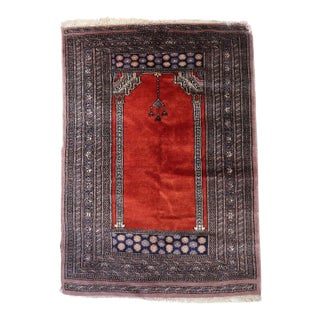 1970s, Handmade Vintage Pakistani Lahore Prayer Rug 2.7' X 3.8' For Sale