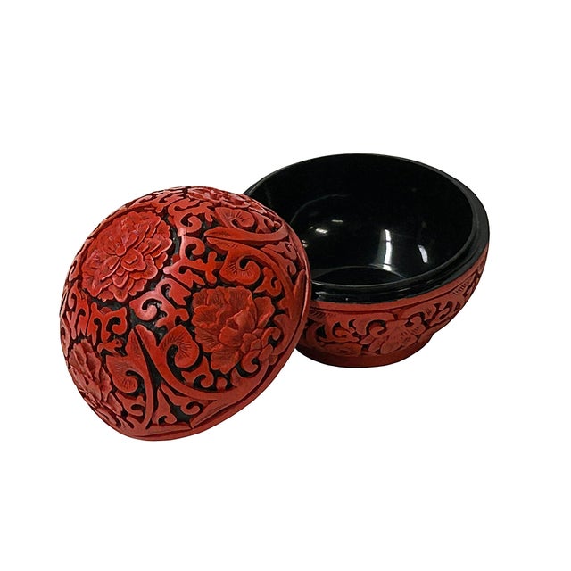 Paint Vintage Chinese Red Lacquer Round Globe Floral Accent Box For Sale - Image 7 of 7