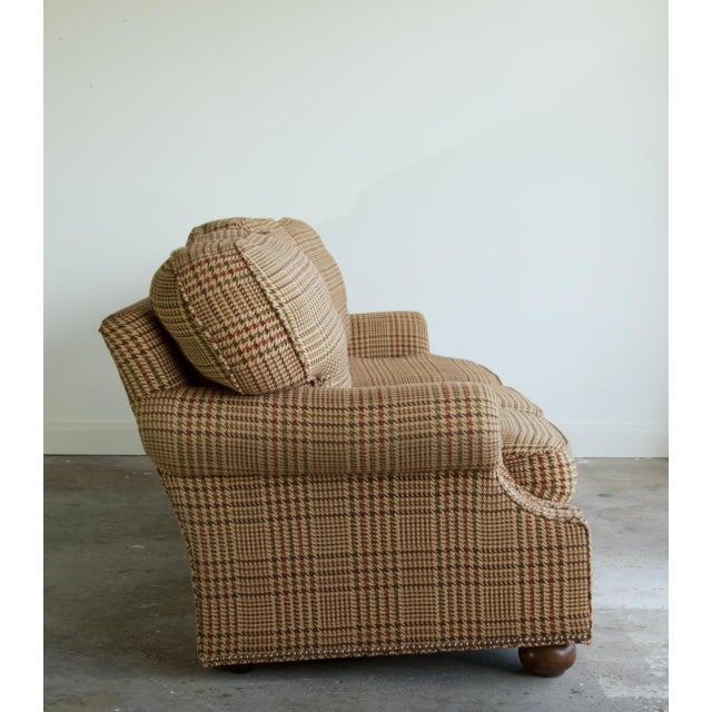 Lexington Furniture Glen Plaid Houndstooth Ralph Lauren Fabric on Lexington Sofa, Early 21st Century For Sale - Image 4 of 6