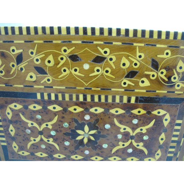Moroccan Thuya Burl Wood Marquetry Mother of Pearl Inlaid Jewelry Lock Box For Sale - Image 10 of 11