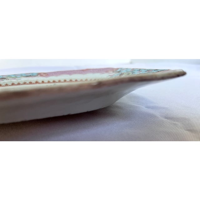 18th Century Chinese Export Famille Rose Porcelain Small Platter With Pink Scale Border For Sale - Image 15 of 16