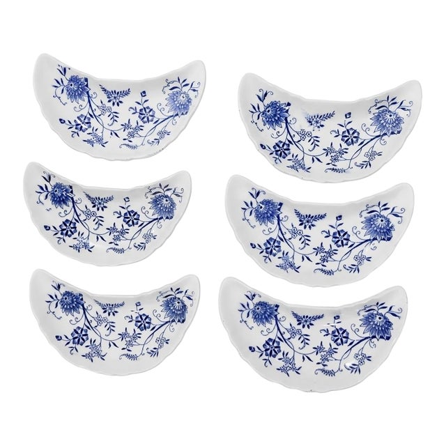 Vintage Blue Onion or Danube - Crescent Plate Bone Dishes Set of 6 - Great for the Hostess With the Mostest & Blue & White Collectors - See Pics! For Sale