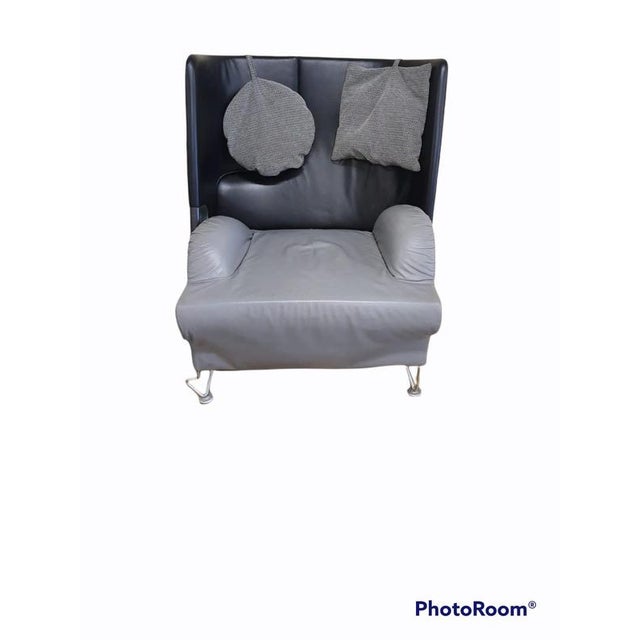 Lounge Chair in Grey and Black Leather with Foldable Ottoman from Brunati For Sale - Image 4 of 5