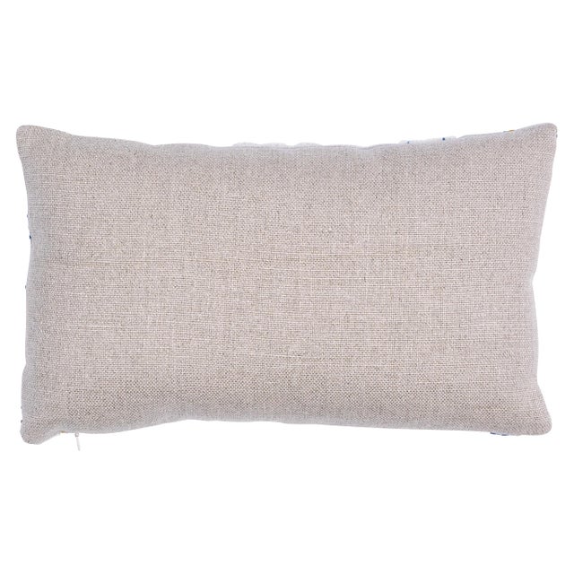 This pillow features Marguerite Embroidery with a knife edge finish. Happy and humble, Marguerite Embroidery features a...