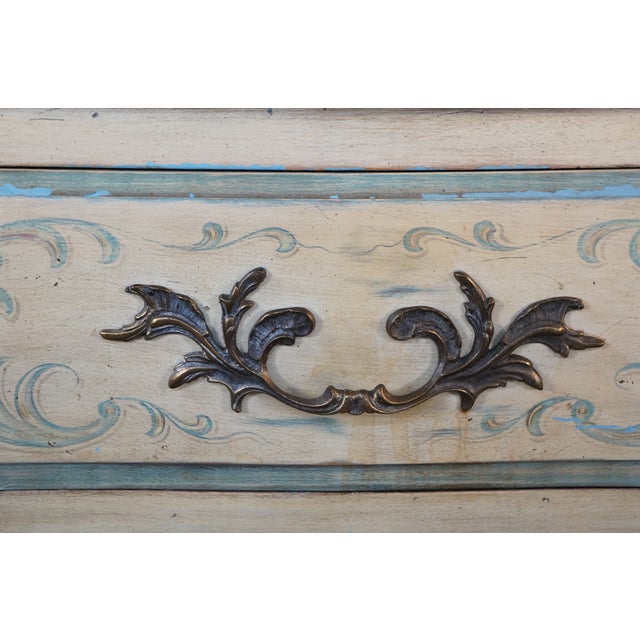 Karges French Provincial Hand Painted Venetian Bombe Commode Nightstand Chest For Sale - Image 12 of 18