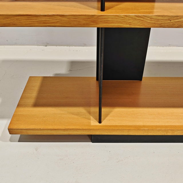 Oak Entrance Console or Bookcase attributed to Charlotte Perriand, 1970s For Sale - Image 12 of 18