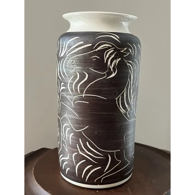 Ceramic Vintage William C. Alexander Vase Depicting Two Horses, Signed For Sale - Image 7 of 9