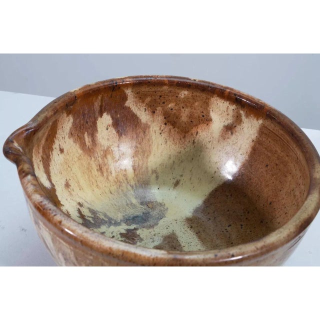 Late 20th Century John Glick Modernist Stoneware Earthtone Glazed Ceramic Bowl with Spout Signed For Sale - Image 5 of 8
