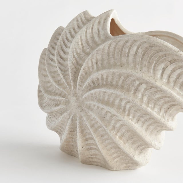 Kenneth Ludwig Chicago Nautilus Shell Vase For Sale - Image 4 of 5