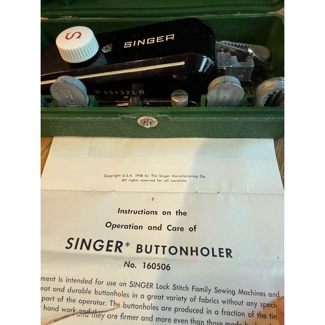 Vintage 1948 Singer Buttonholer #160506 Original Case 5 Templates For Sale - Image 4 of 7
