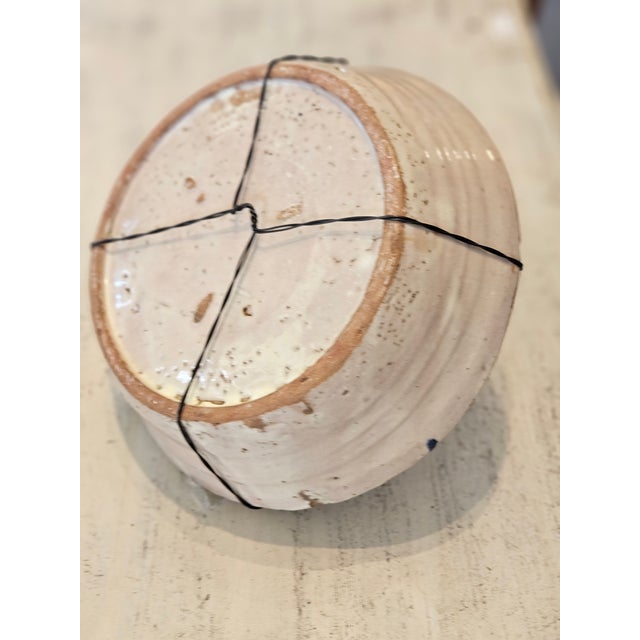 Rustic European Mid 19th Century Spanish Ceramic Fajalauza Bowl From Granada For Sale - Image 3 of 7