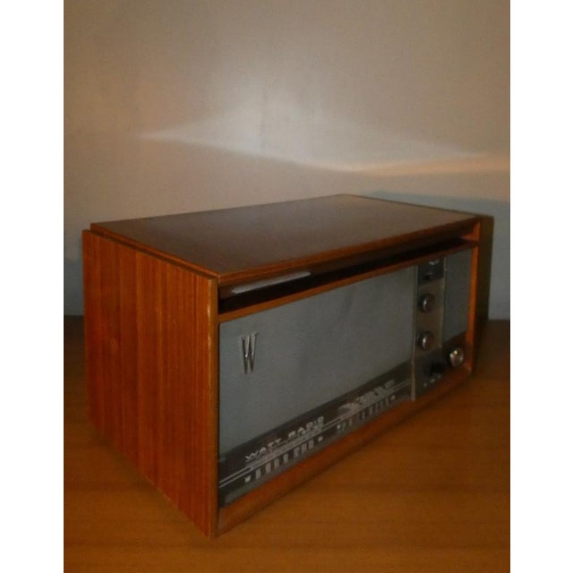 Model WR 718 Turntable Radio in Wood and Bakelite from Watt Radio, Italy, 1960s For Sale - Image 6 of 13