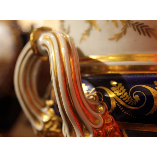 Blue 19th Century Italian Ginori Glazed and Parcel Gilt Porcelain Armorial Vase For Sale - Image 8 of 17