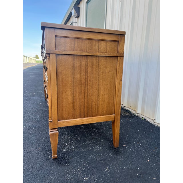 Vintage 9-Drawer Neoclassical Fruitwood and Burl Dresser For Sale - Image 12 of 12