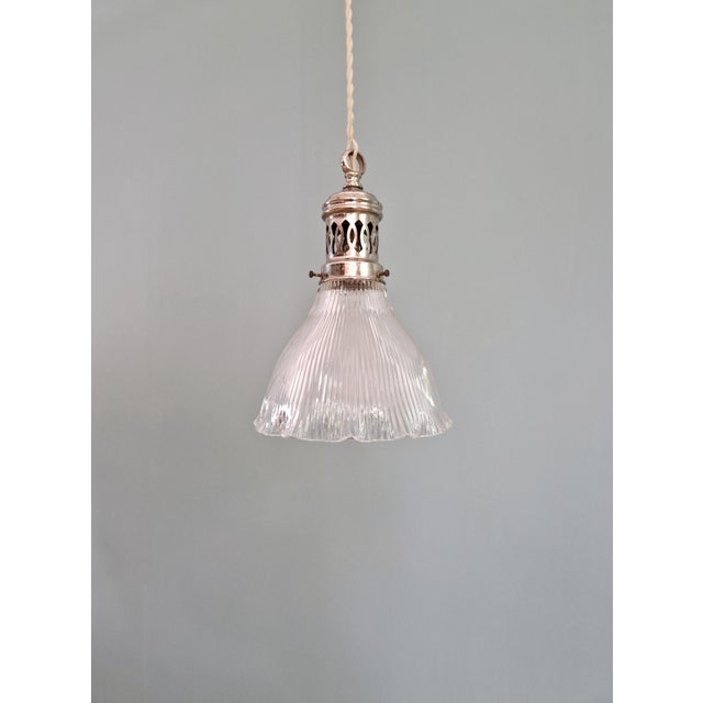 1930s Art Deco Pendant Light in Grooved Clear Glass, 1930 For Sale - Image 5 of 12