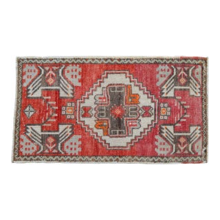 1970s Vintage Hand-Knotted Small Turkish Rug Yastik Entry Laundry Decor Doormat 2x3 Ft Approx For Sale