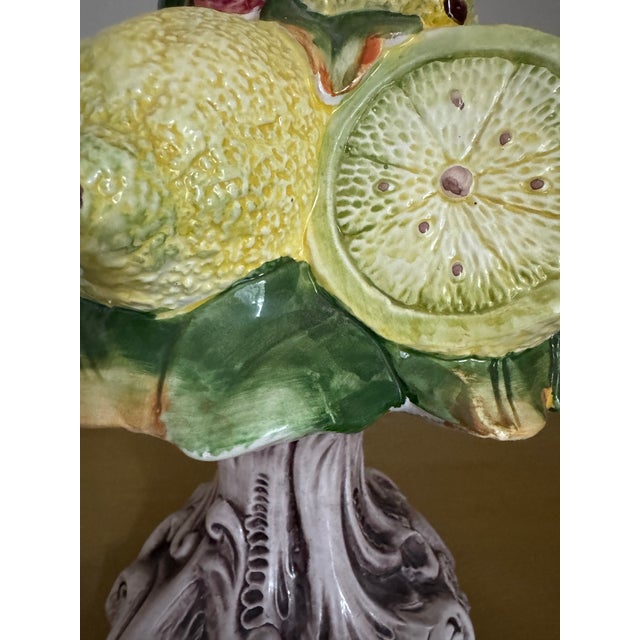 1960s Vintage Italian Hand Painted Centerpiece Majolica Lemon Pedestal For Sale - Image 5 of 9
