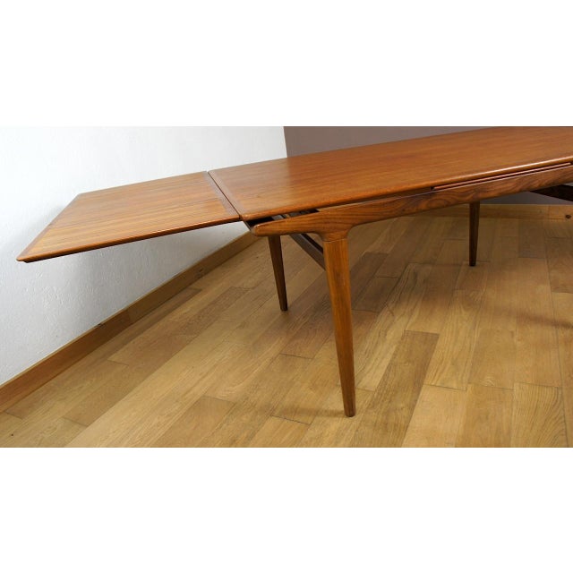 Danish Teak Dining Table by Johannes Andersen for Uldum Mobelfabrik, 1960 For Sale - Image 10 of 17