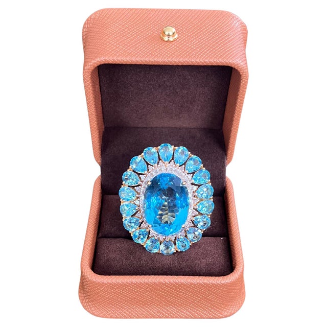 Bochic "Capri" Vintage Diamond & Oval Shape Blue Topaz & Set In 18K Gold & Silver For Sale - Image 15 of 18