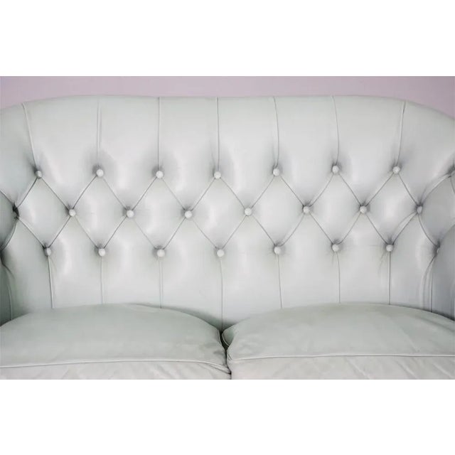 2 seater Valdichient leather sofa, cushions that can be flakes in goose down, 80s. This piece has an attribution mark, I...