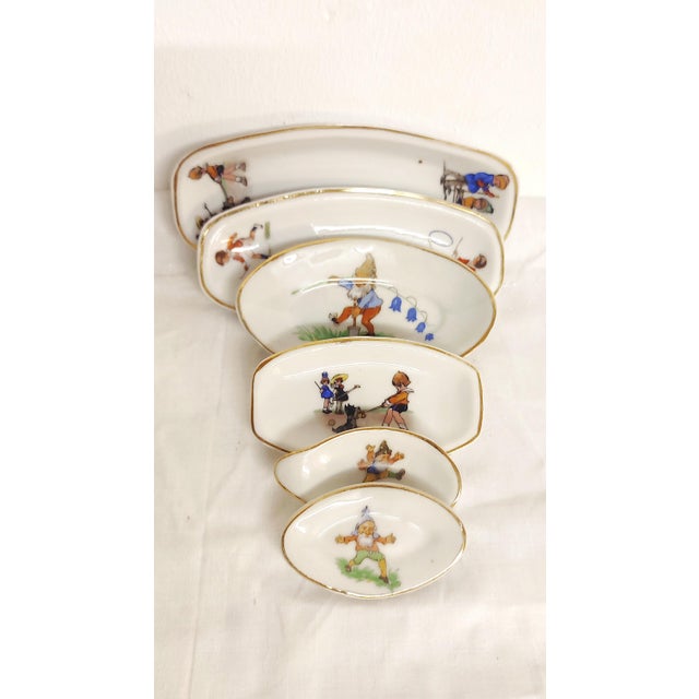 Ceramic Childrens Dishes, Spain, 1970s, Set of 36 For Sale - Image 4 of 16