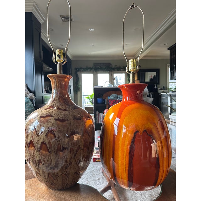 Mid-Century Modern Pair of Monumental Vintage Drip-Glaze Ceramic Lamps, Italian Modern Hollywood Regency Style, 1960s For Sale - Image 3 of 9