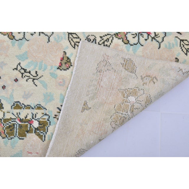 1950s Green & Beige Small Turkish Rug For Sale - Image 10 of 10