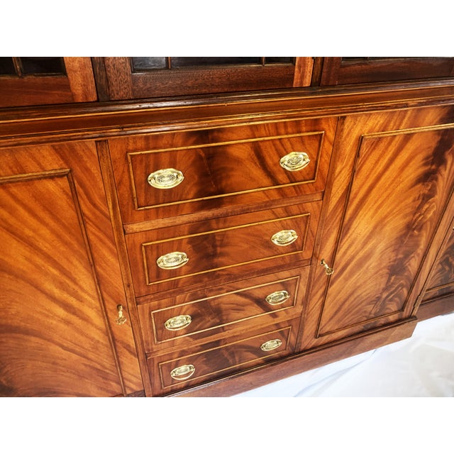 1970s English Mahogany Cabinet with Drawers, 1960s, Set of 2 For Sale - Image 5 of 18