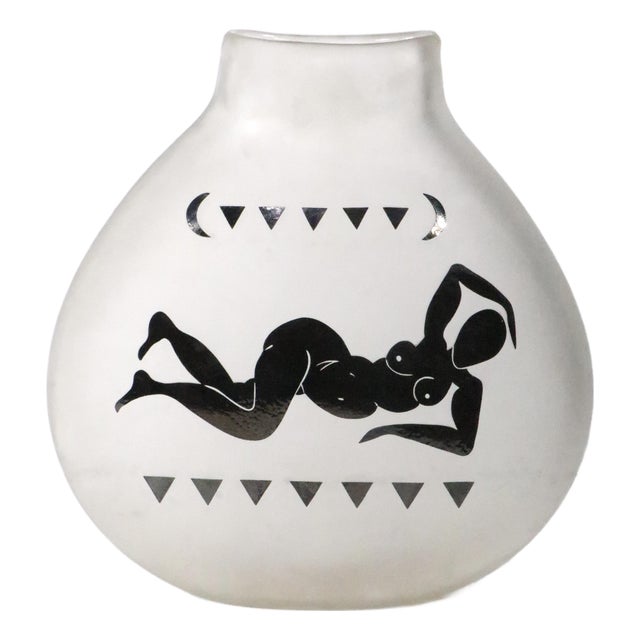 Cameo Art Glass Vase Att. To Fellerman and Raabe C. 1990's For Sale
