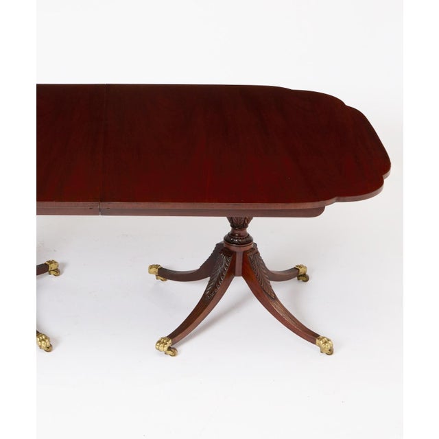 1930s English George III Style Mahogany Double Pedestal Extending Dining Table For Sale - Image 5 of 10