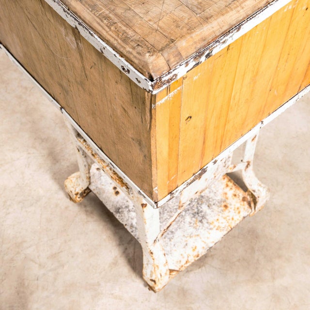 Vintage Italian Butchers Block by Joko, 1960s For Sale - Image 3 of 11