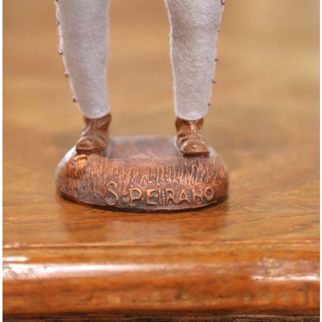 Set of Eight Mid-Century French Santons From Provence For Sale - Image 10 of 18