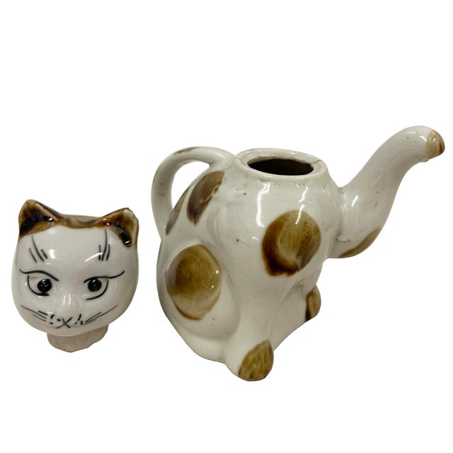 Early 20th Century Chinese Porcelain Cat Teapot With Marks on the Bottom For Sale - Image 10 of 13