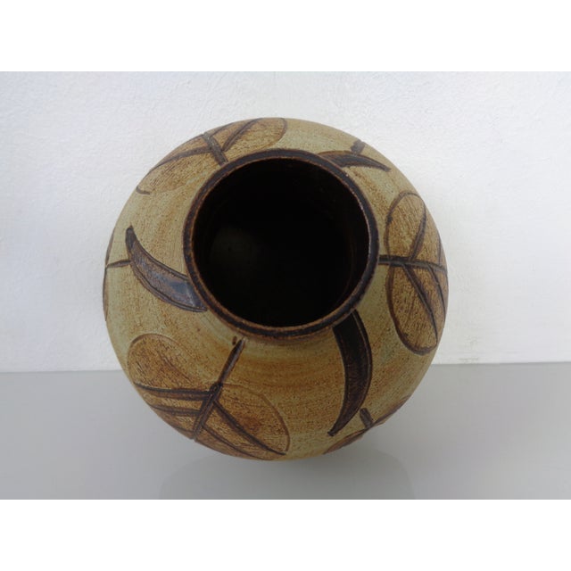 Studio Ceramic Vase by Peter Müller for Sgrafo Modern, 1970s For Sale - Image 13 of 18