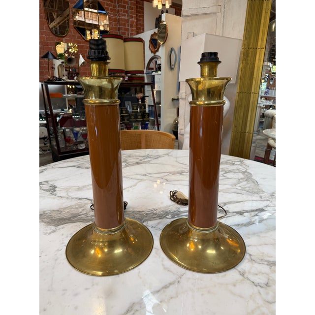 1970s Mid-Century Modern Brass and Brown Lacquer Table Lamps - a Pair For Sale In Los Angeles - Image 6 of 9