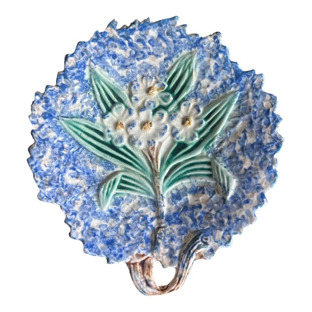 Antique Victorian Mojolica Mottled Dish, C. 1880's For Sale